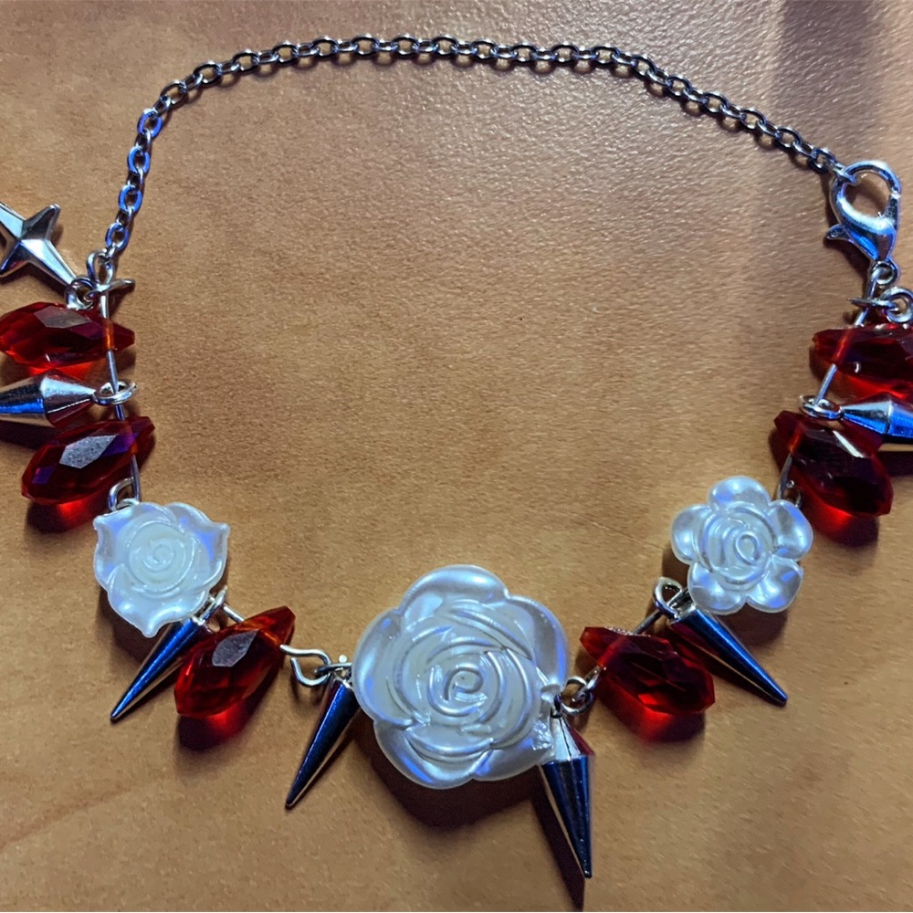 Bloodied Thorns Bracelet